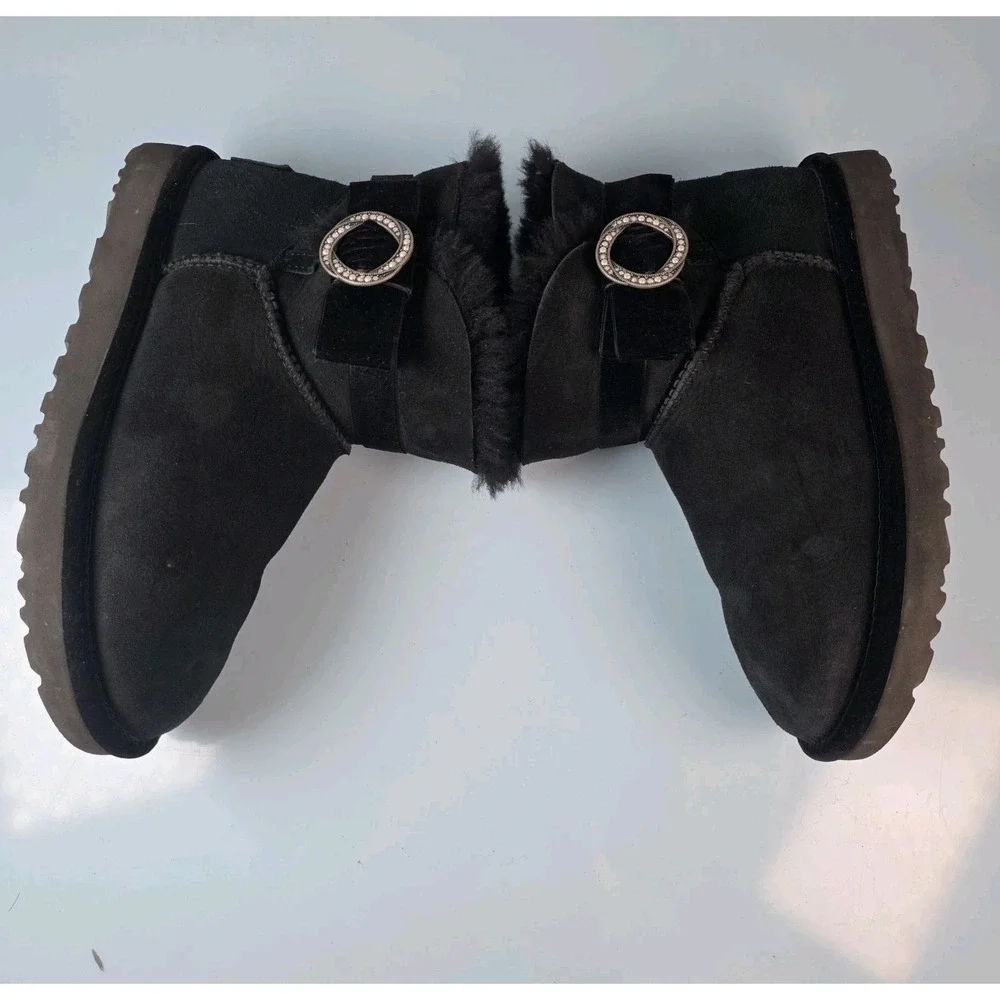 UGG Mini Karlie Brooch Black Suade Boots Size 8 Velvet & Swarovski Crystals Warm